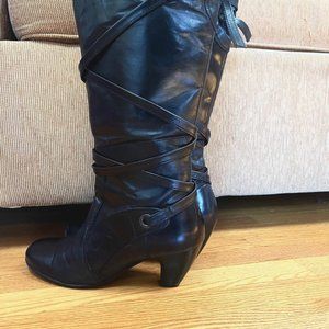 LEATHER DESIGN WESTERN BOOTS BY BETTY SIZE 11
